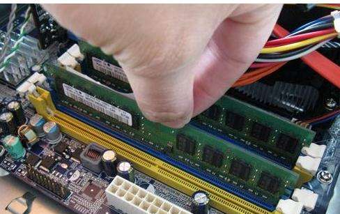 服務(wù)器維護經(jīng)驗談:硬件升級注意事項(圖3) 服務(wù)器維護經(jīng)驗談:硬件升級注意事項(圖3)